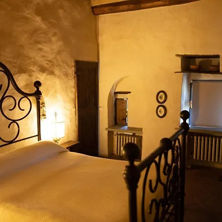 Castello Di Bibbione Фермерский дом Сан-Кашиано-ин-Валь-ди-Пеза