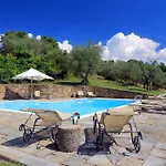 בית חווה Castello Di Bibbione סן קאסיאנו ב-ואל די פזה