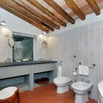Castello Di Bibbione * סן קאסיאנו ב-ואל די פזה